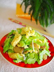 苦瓜炒鸡蛋