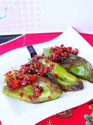 剁椒焖尖椒