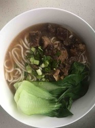 家常牛肉面