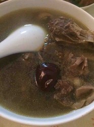 老鸭煲汤