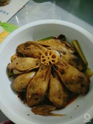 香辣干锅鸭头