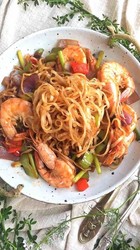 鲜虾炒面