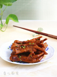 秘制卤鸡爪
