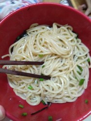 萌宝牌葱油拌面