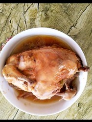 炖三黄鸡