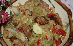 辣椒烤肉炒椰菜