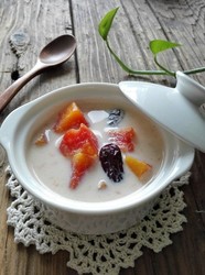 牛奶红枣炖木瓜