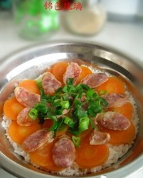 腊肠胡萝卜蒸饭