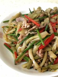 榨菜炒肉丝