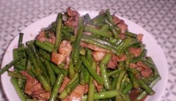 肉片炒豇豆