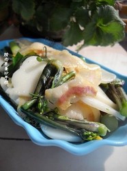 腊肉菜薹炒年糕