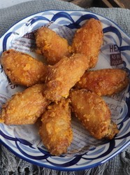 咸蛋黄脆皮鸡翅