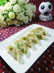 豇豆肉馅锅贴