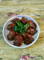 家常炖鸡头