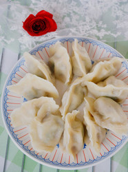 芹菜猪肉馅水饺