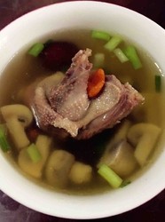 养身鸽子汤