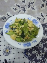 瓜片炒鸡蛋