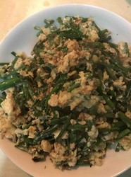 韭菜苔炒鸡蛋