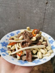 牛肉炒花生芽