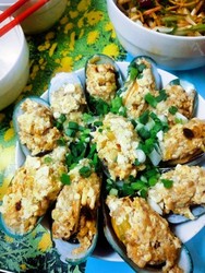 青口贝蒸肉末豆腐