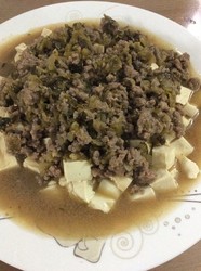 酸菜牛肉盖豆腐