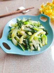 蒜蓉炒小白菜