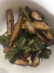 青椒炒豆干