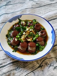 蒜泥血肠