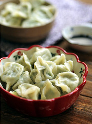 鲜掉眉毛的扇贝三鲜水饺