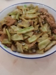 酱香五花肉炒豆角