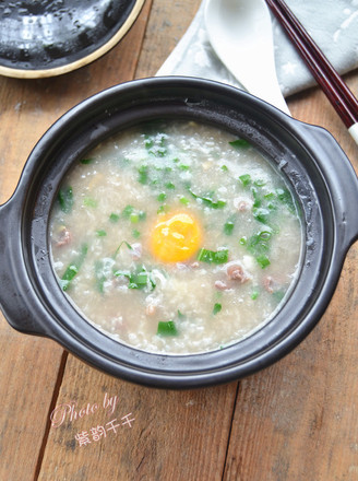 窝蛋牛肉粥