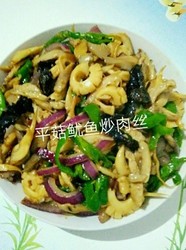 平菇鱿鱼炒肉丝