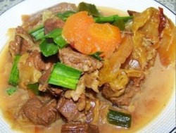 酸菜炖羊肉