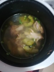 苦瓜炖鸡肉