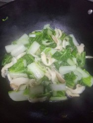小白菜炒平菇