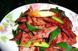 蒜香酒糟炒猪肝