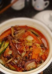 腊味香辣杂蔬煲