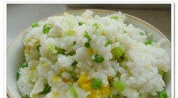 蒜苔炒饭