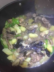 苏北地锅鸡