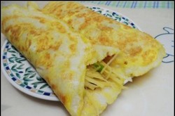 鸡蛋土豆丝卷饼