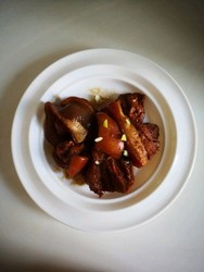 豆豉酱猪肘肉
