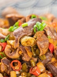 酸辣鸡胗