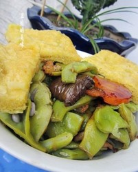 豆角蒸饼