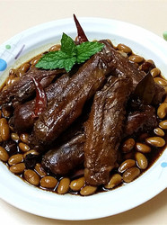 黄豆煲鸭翅