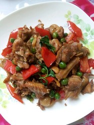 青豆焖鸭