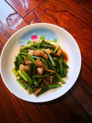 炒蒜毫