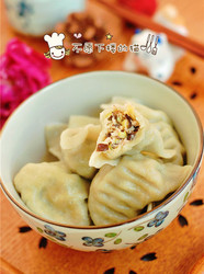 猪肉蒜黄木耳馅饺子