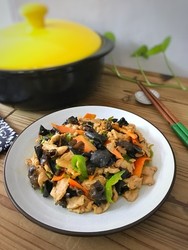 黑木耳炒肉片