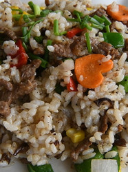 黑椒牛肉丝炒饭
