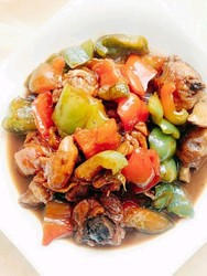 辣椒焖鸡腿